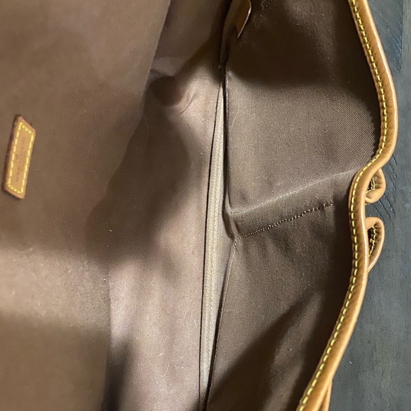 Louis Vuitton Gibeciere Gm Brown Leather Cross Body Bag - Picture 9 of 13